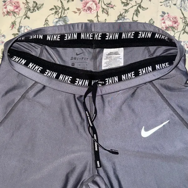 Grey Nike Dri-Fit Leggings - Image 3
