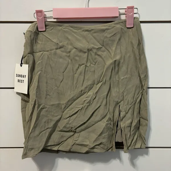 Aritzia Sunday Best Tatiana Skirt Dry Basil NWT - Image 2