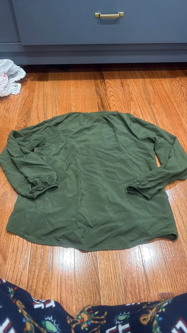 Old Navy Green Top  - Image 2