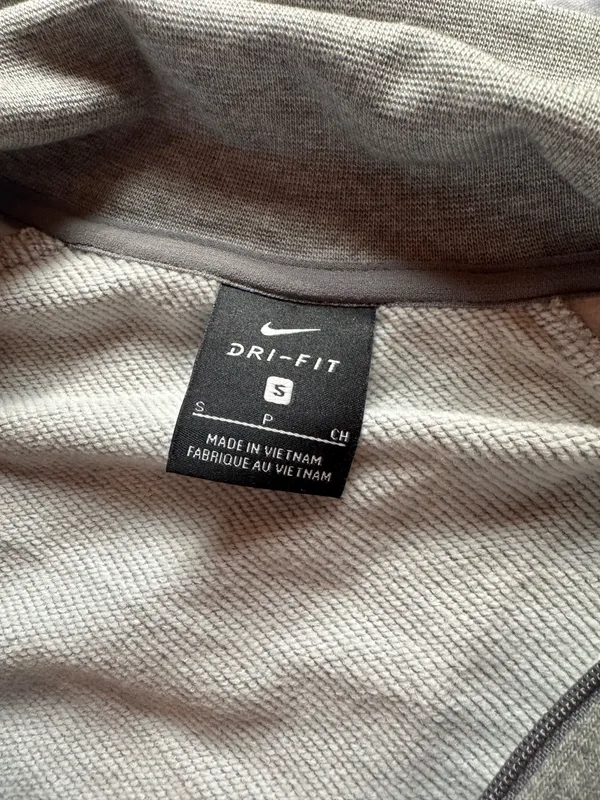 Nike Quarter-Zip - Image 2
