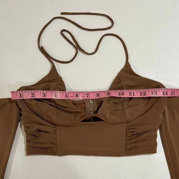 White Fox Chocolate Brown Off Shoulder Ruched Crop Top Size M Going Out - Image 5