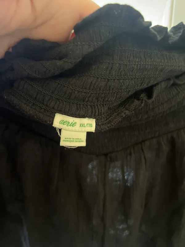 Aerie Black Flowy Shorts - Image 2