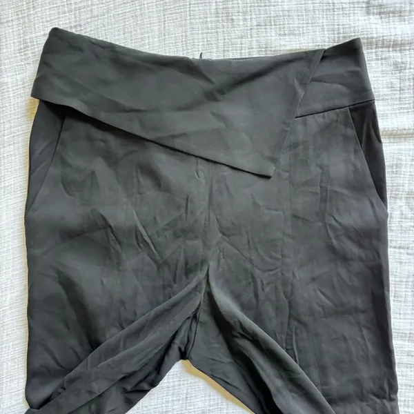 Michelle Mason Women's Size 6 Drape‎ Black Dress Pants Trousers - Image 6