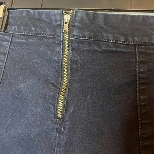Dark Blue High Waist Denim Shorts Size 5 - Image 3