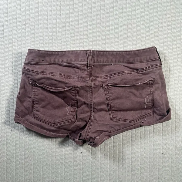 express cuffed chino shorts purple low rise shortie size 2 distressed - Image 10