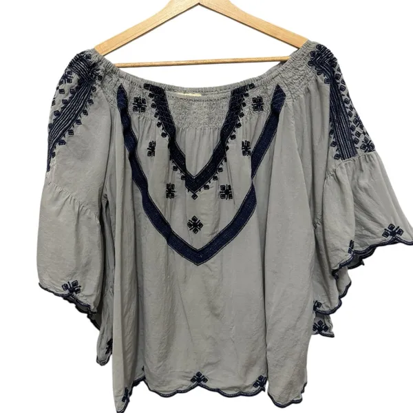 Bohemian Embroidered Peasant Blouse Gray Size L - Image 2