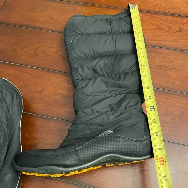 The North Face Down‎ Filled Winter Boots - Image 5