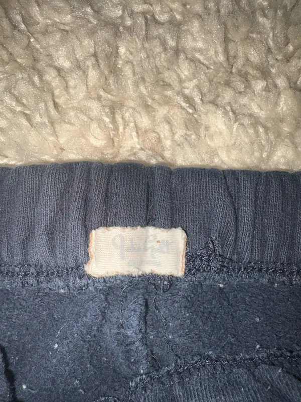 Brandy Melville Rosa Navy Sweatpants - Image 5