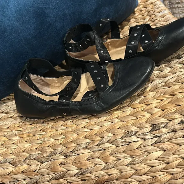 Jessica Simpson Black Studded Ballet Flats Size 6 - Image 6