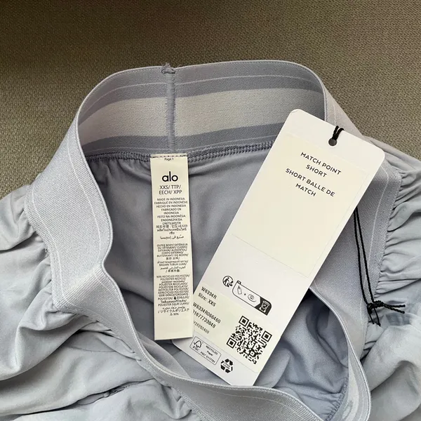 Alo Yoga Match Point Short Winter Frost XXS - Image 3