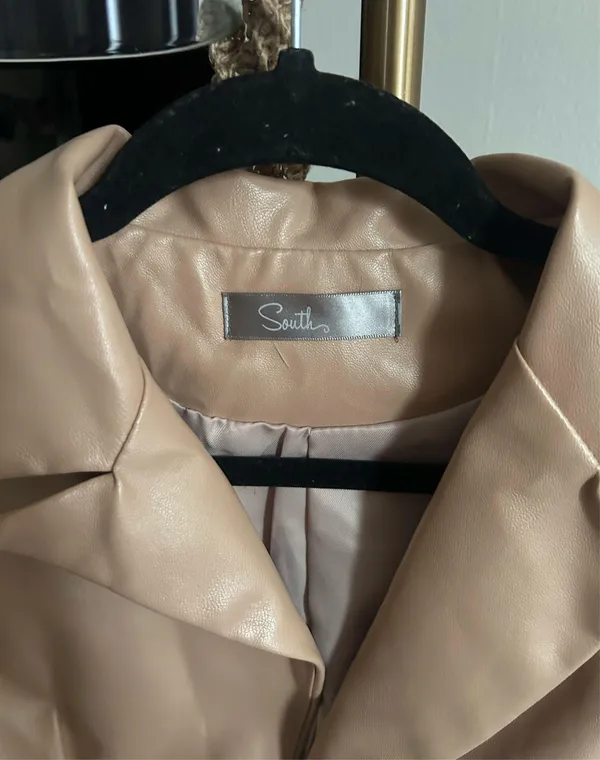 South boutique jacket  - Image 3