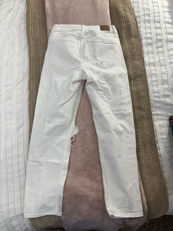 American Eagle White Jeans Straight Leg - Image 2