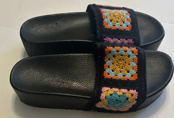 Women’s Worble Wedge Shoes Size 8.5 - Image 2