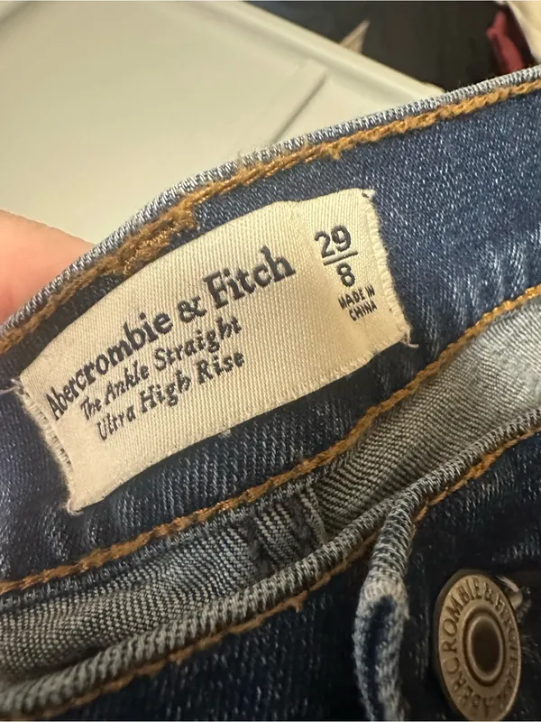 Abercrombie and Fitch the ankle straight ultra high rise medium wash 29 - Image 2