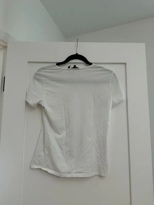 Theory Basic White T-Shirt Size Small - Image 4
