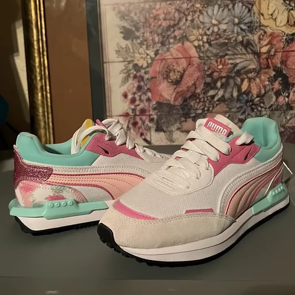 Puma Shoes - Image 2