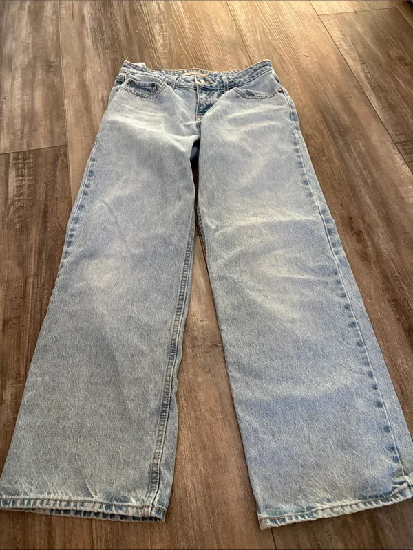 Levi’s Low Loose Big E Reissue Jeans size 25 - Image 4