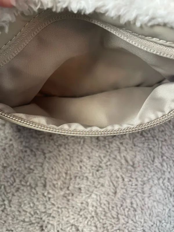 Lululemon Everywhere Belt Bag Fleece - Image 5