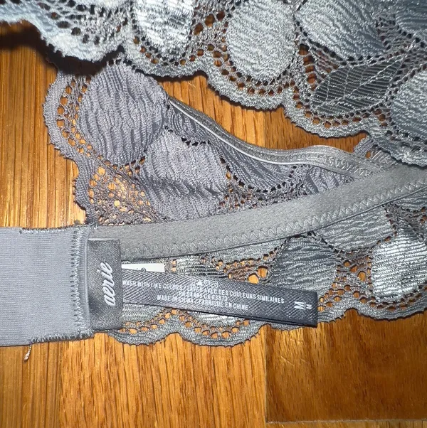 Aerie Grey Lace Bralette Medium - Image 3