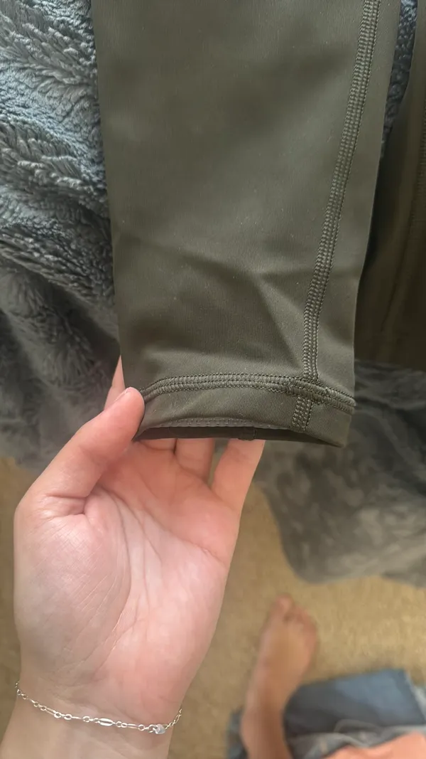 Lululemon Fast and Free High-Rise Tight 28 - Image 4