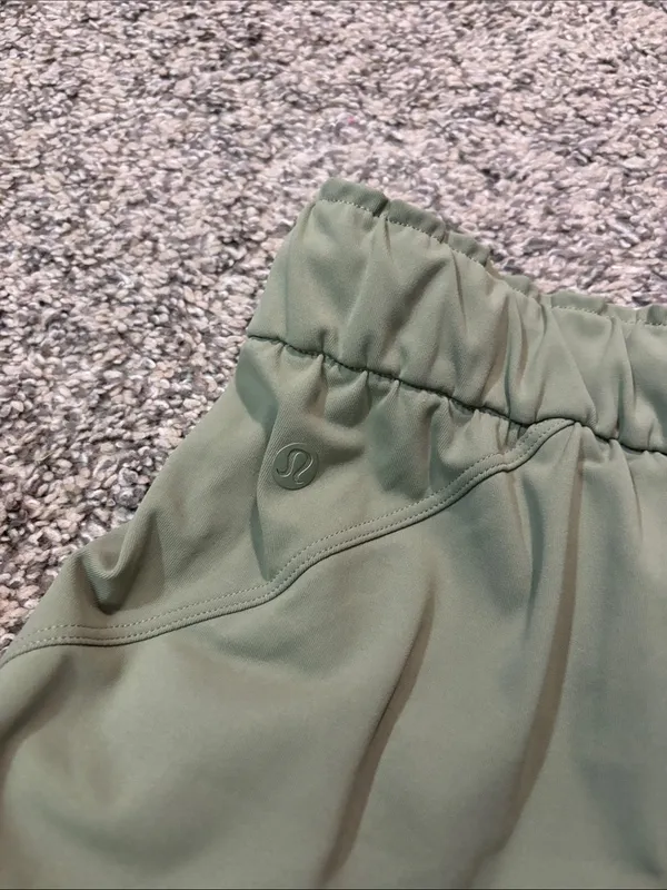 Lululemon Keep Moving Pant 7/8 High-Rise size 14 - Image 4