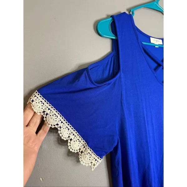 Umgee Blue Cold Shoulder Crochet Trim Detail Dress Size Large - Image 3