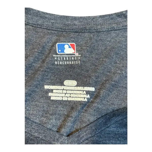 MLB Atlanta Braves T-Shirt Womens Medium Gray V-Neck Graphic Tee Fan Gear‎ - Image 4
