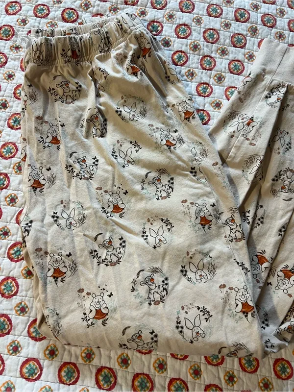 Official Disney Parks Winnie the Pooh Pajama Jogger Pants size Medium - Image 2