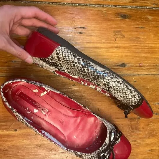 Bandolino Red Snakeskin Ballet Flats - Image 6
