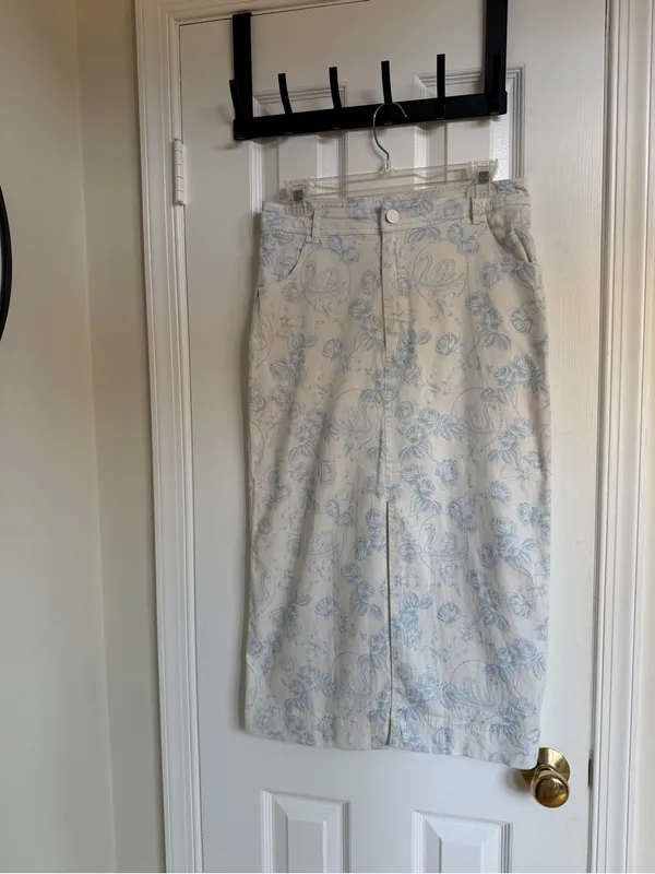 For Love & Lemons Chantal Blue Floral Swan Denim Midi Skirt M - Image 3
