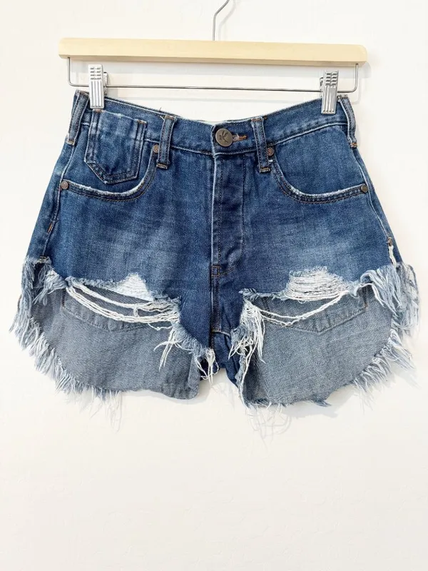 One Teaspoon Shorts Size 23 Blue Moon Le Wolves Button Fly Frayed Retro Indie‎ - Image 2