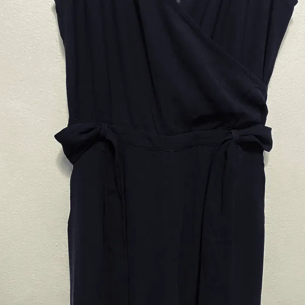 Abercrombie & Fitch Black V- Neck Sleeveless Jumpsuit - Image 6