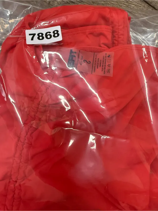 TA3 red Mini Triangle Skirty size small - Image 7