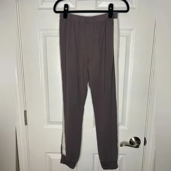 EBERJEY Plum and White Pima Cotton Mix Stripe Track Jogger Set Size Small‎ - Image 5
