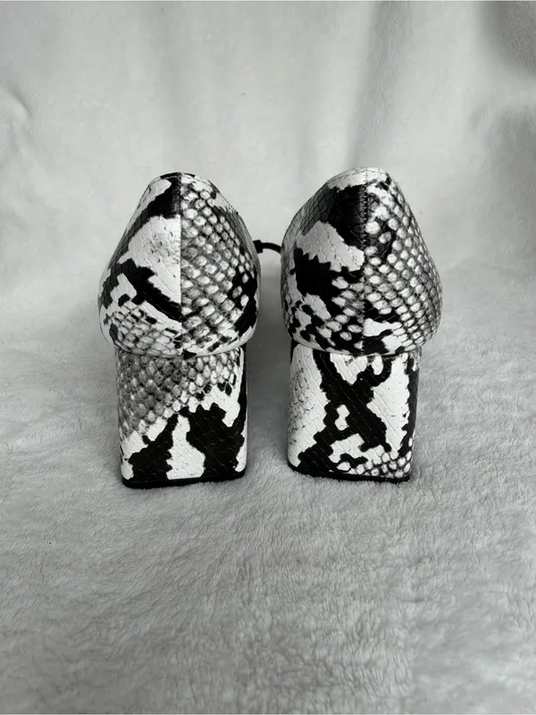 Zara women shoes 36/US 7.5 Snake Print Block Heels Pumps New No Box - Image 5