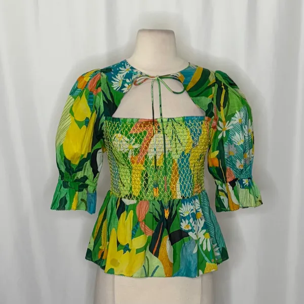 NEW!! FARM RIO Vintage Toucans Smocked‎ Peplum Top Blouse Tropical Small - Image 3