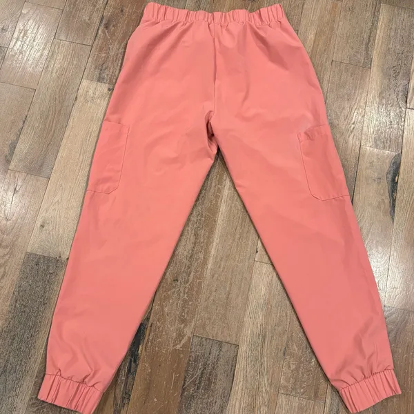 Hanes Comfort Fit Women's Scrub Joggers in Rose Pink, Size Medium - Image 2
