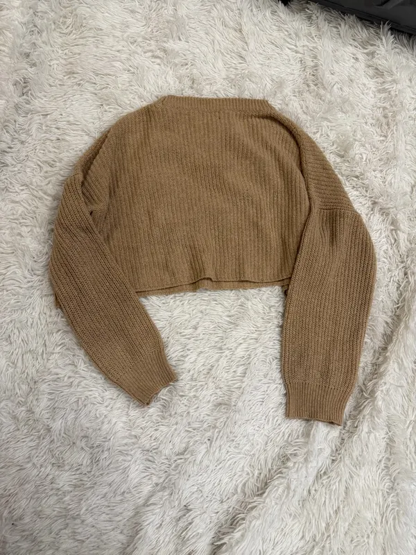 Prettylittlething Cropped Tan Knit Sweater - Image 3
