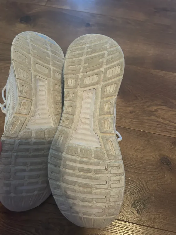 Adidas sneakers - Image 4