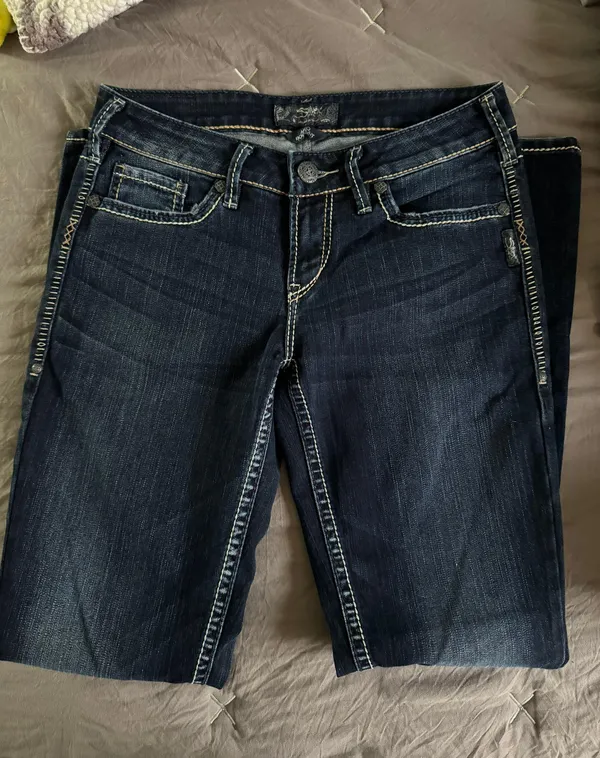 Silver Jeans Co Women’s Bootcut Jeans - Image 2