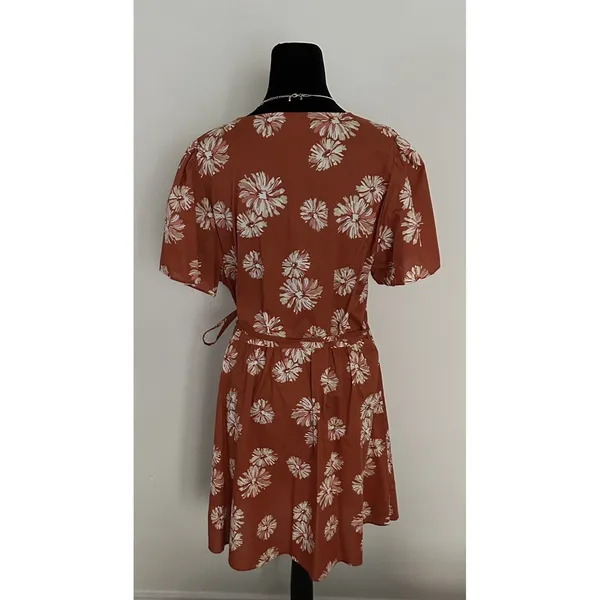 Madewell Women's Wrap Floral Print Mini Dress Burnt Orange/ Rusty Size XL EUC - Image 2