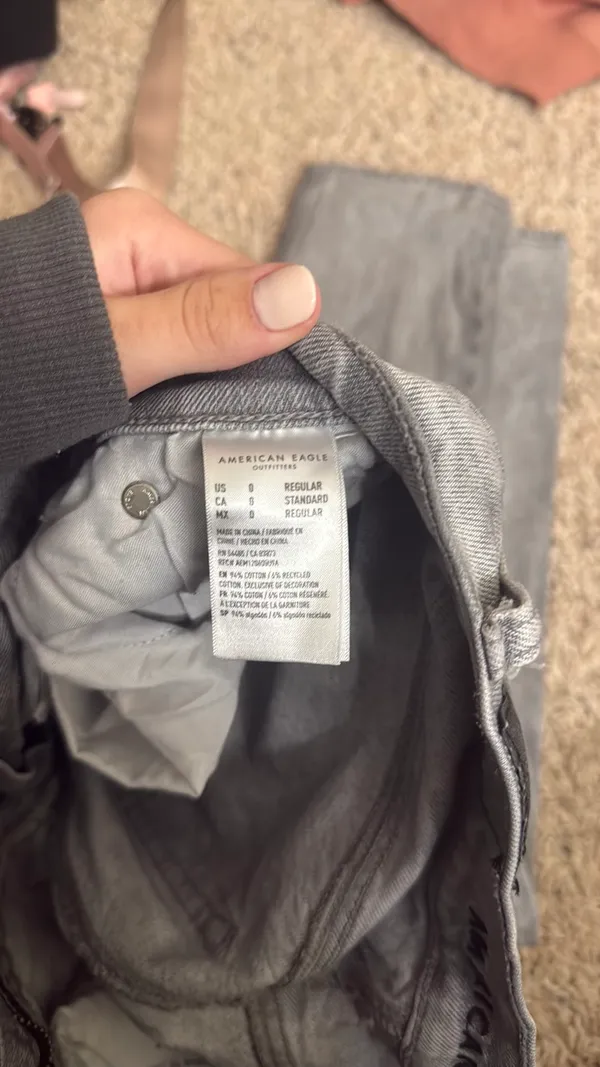 Grey American Eagle Jeans - Image 4