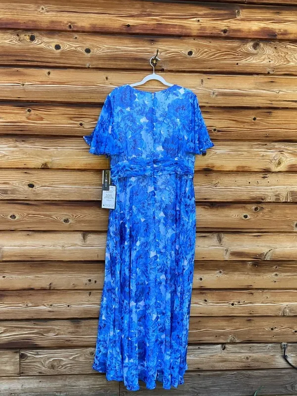 NWT Betsy & Adam Blue Plus Suze Floral Gown Size 20W 20 - Image 10