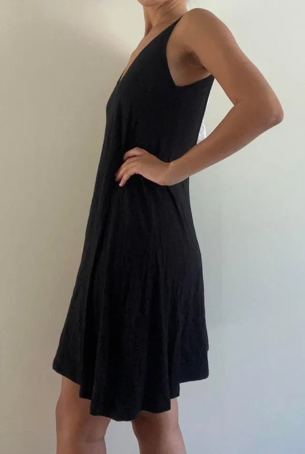 Guess Black Dress Flowy - Image 3