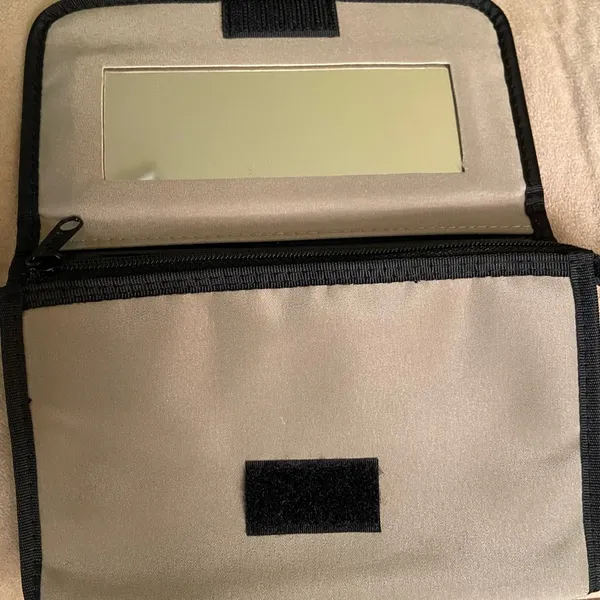 Golf ball Tee bag ,purse,cosmetic bag with Tee it up logo in the front - Image 2