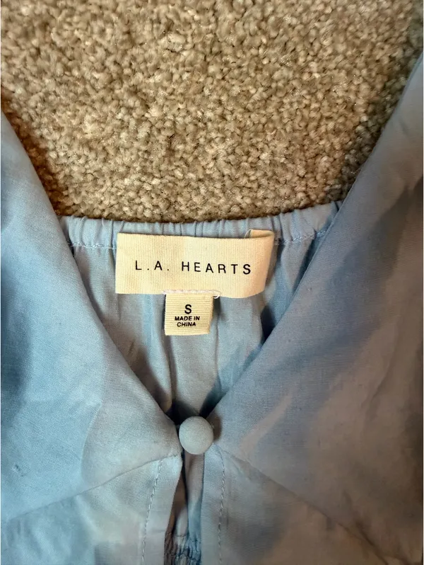 LA Hearts Light Blue Button Front Tank Top - Image 4