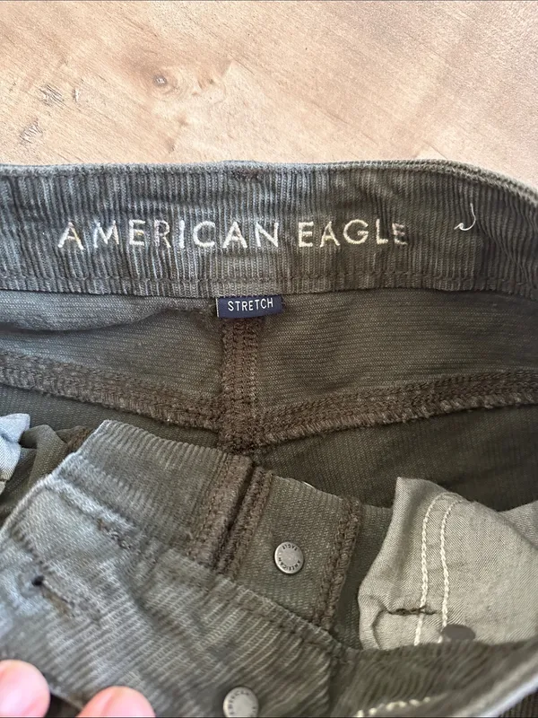 American Eagle Outfitters Corduroy Button-Front Skort in Olive Sz 00 - Image 3
