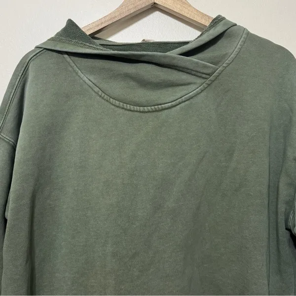 Anthropologie Daily Practice Green Hoodie Size Medium Pullover Twist-Collar - Image 5