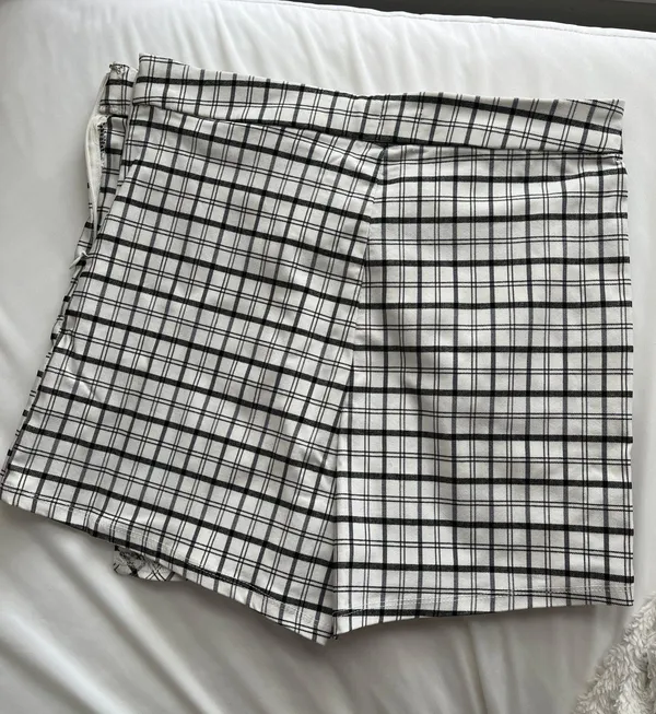 Garage White Plaid Skort - Image 3