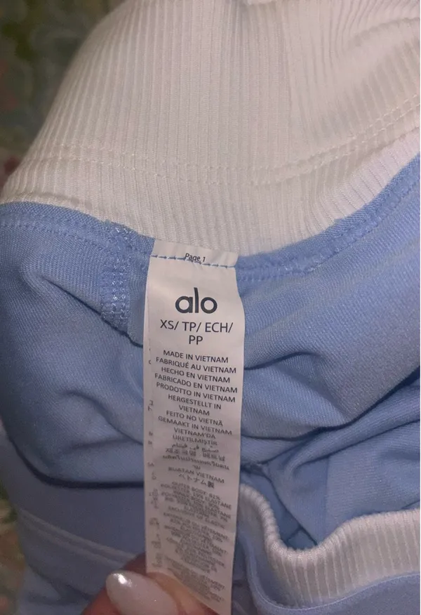 Alo Yoga airbrush better together seashell blue skirt - Image 8